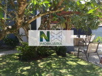 Casa 4 Quartos 380m² 