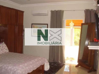 Casa 4 Quartos 390m² 
