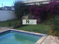 Casa 4 Quartos 200m² 