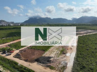 Terreno  180m² 
