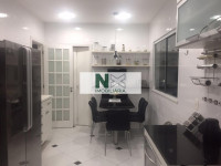 Casa 4 Quartos 305m² 