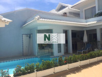 Casa 4 Quartos 305m² 
