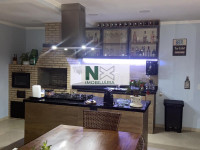 Casa 4 Quartos 305m² 