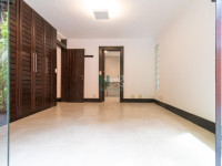 Casa 5 Quartos 384m² 