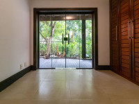 Casa 5 Quartos 384m² 