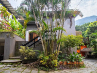 Casa 5 Quartos 384m² 