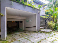 Casa 5 Quartos 384m² 