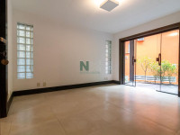 Casa 5 Quartos 384m² 