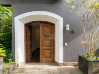 Casa 5 Quartos 384m² 