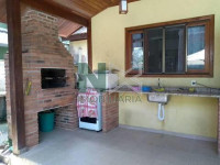 Casa 4 Quartos 245m² 