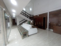 Casa 5 Quartos 350m² 