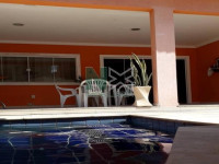 Casa 4 Quartos 200m² 