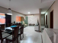 Casa 4 Quartos 200m² 
