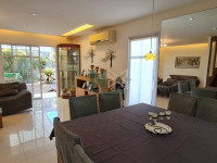 Casa 4 Quartos 213m² 