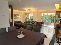Casa 4 Quartos 213m² 