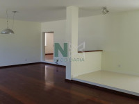 Casa 4 Quartos 410m² 