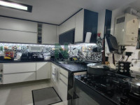 Cobertura 3 Quartos 200m² 