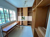 Casa 4 Quartos 250m² 