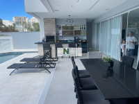 Casa 5 Quartos 329m² 