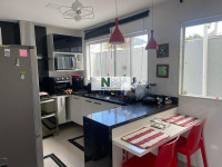 Casa 5 Quartos 329m² 