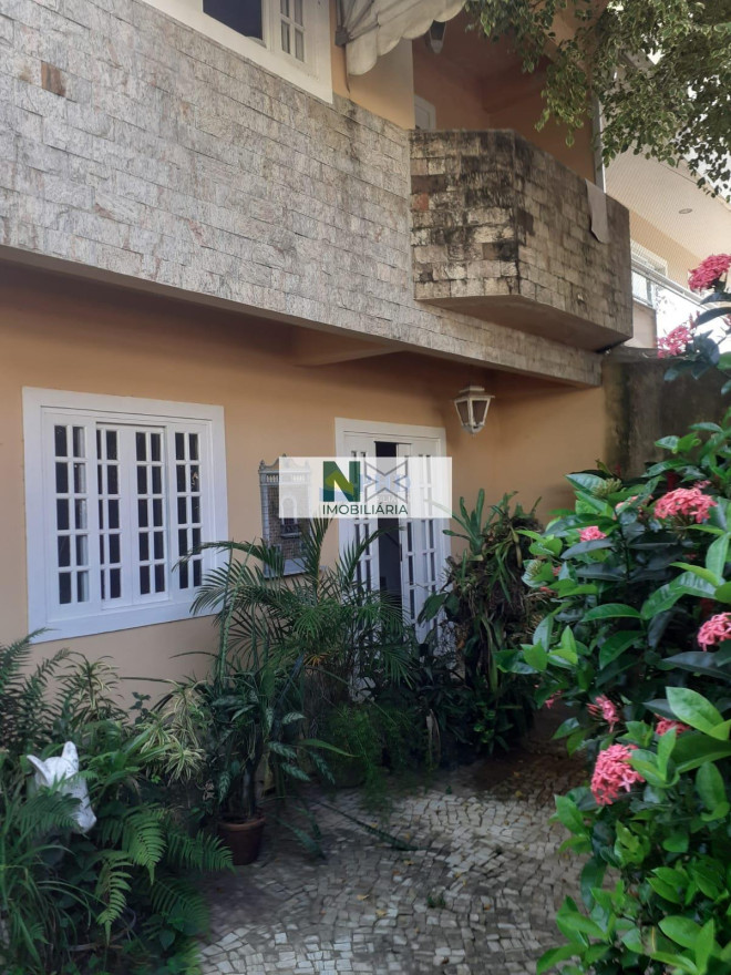Casa 3 Quartos 250m² 