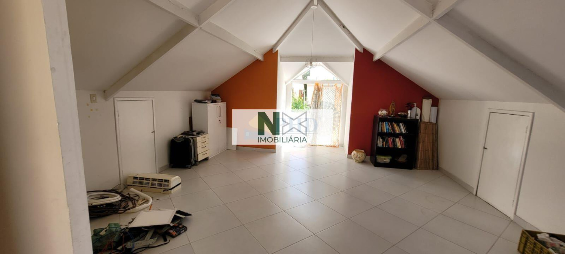 Casa 4 Quartos 200m² 
