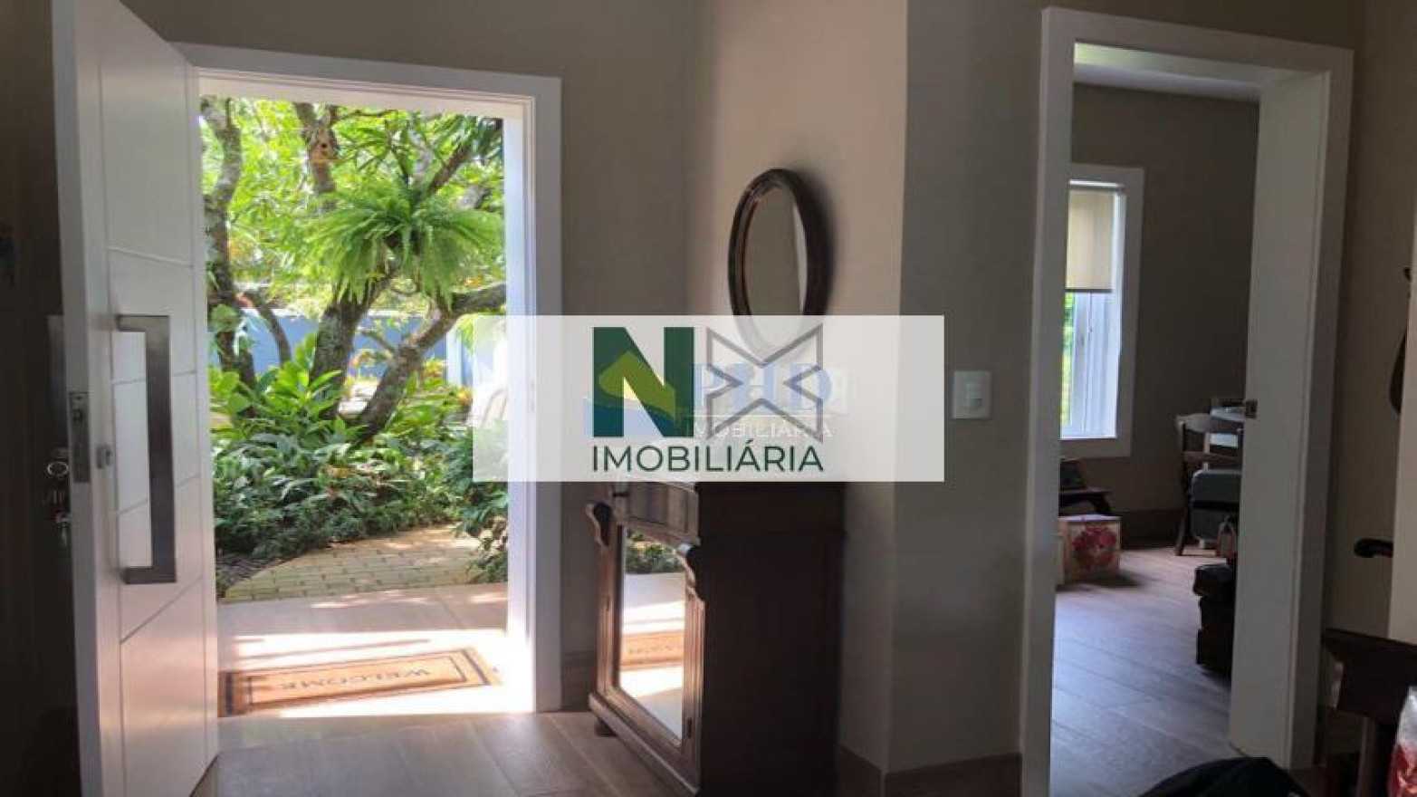 Casa 4 Quartos 380m² 