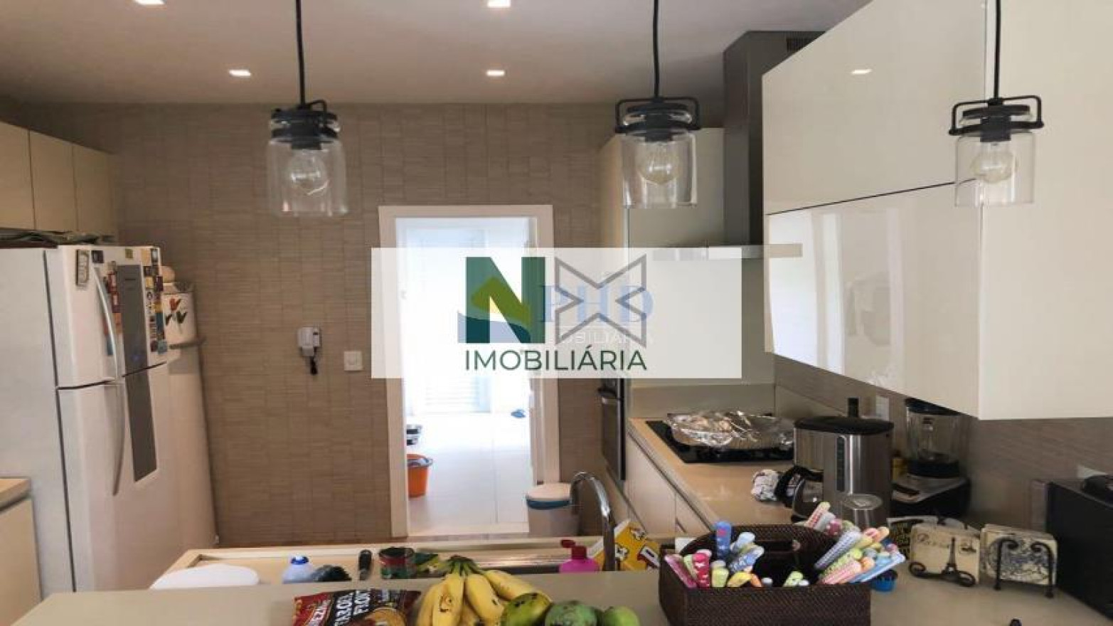 Casa 4 Quartos 380m² 