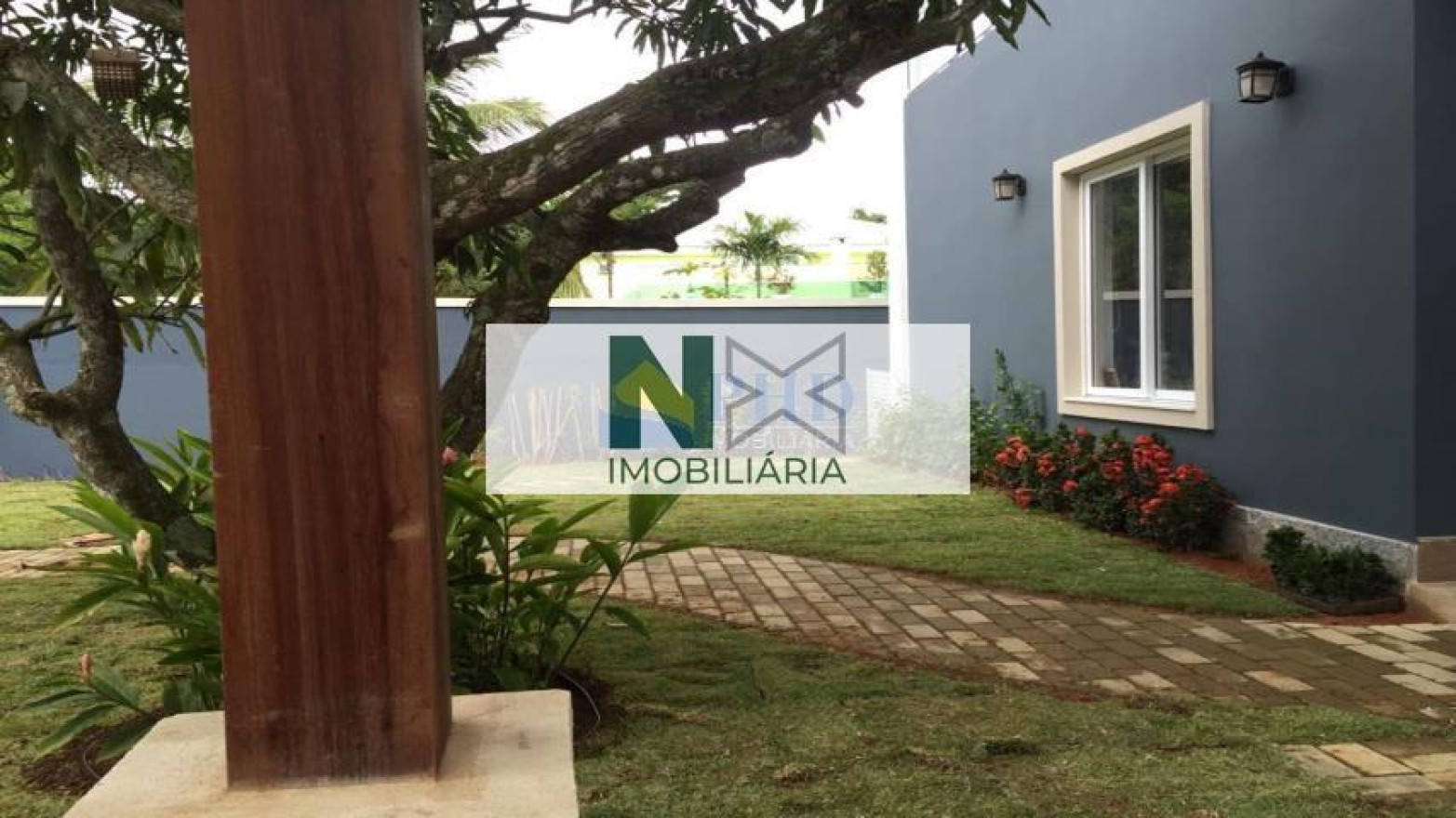 Casa 4 Quartos 380m² 