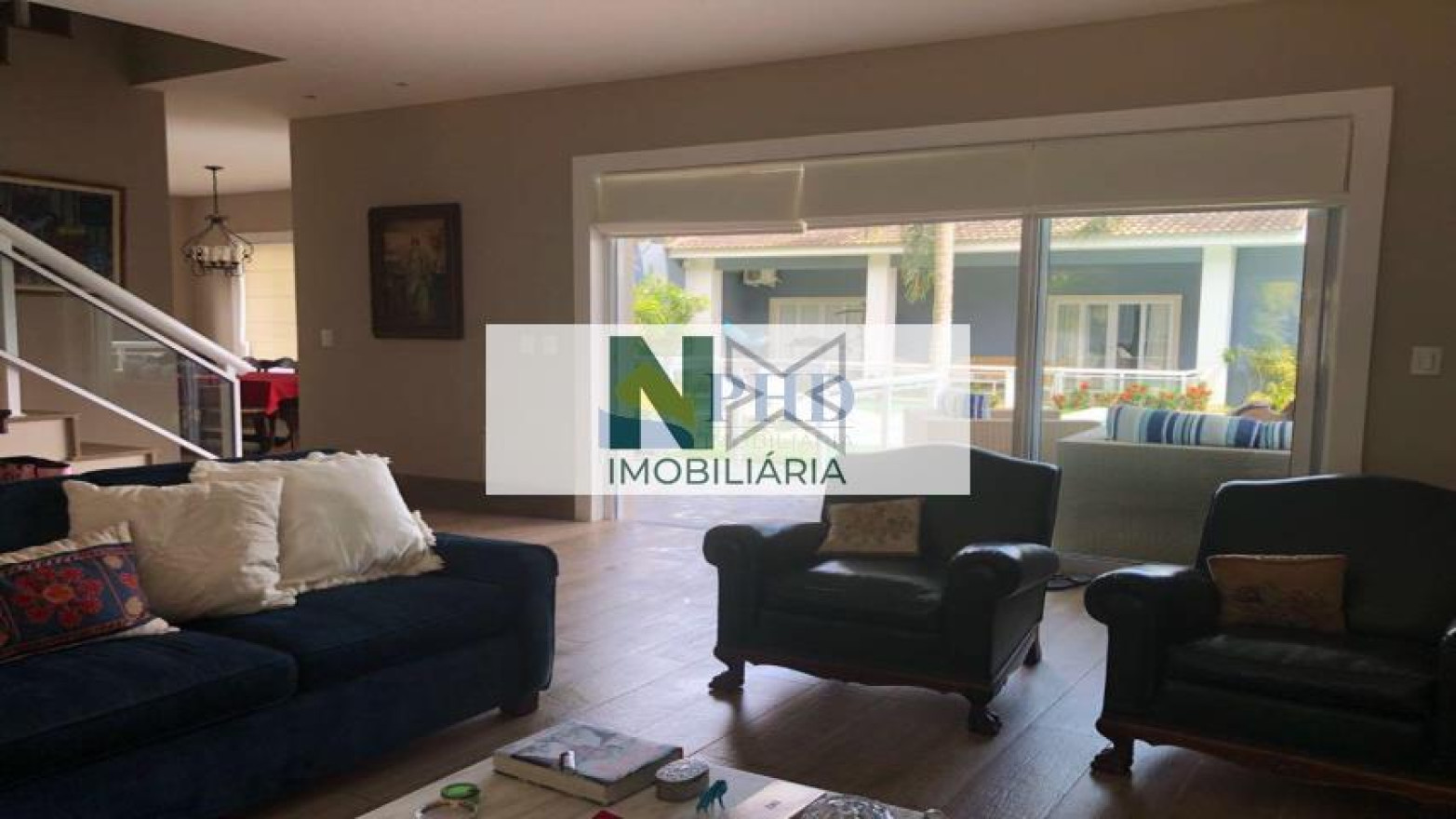 Casa 4 Quartos 380m² 