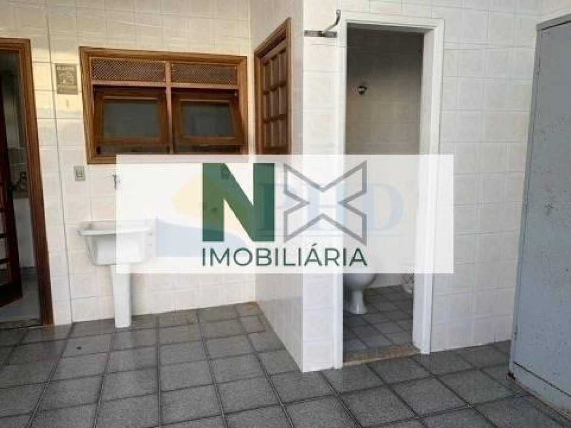 Cobertura 3 Quartos 230m² 