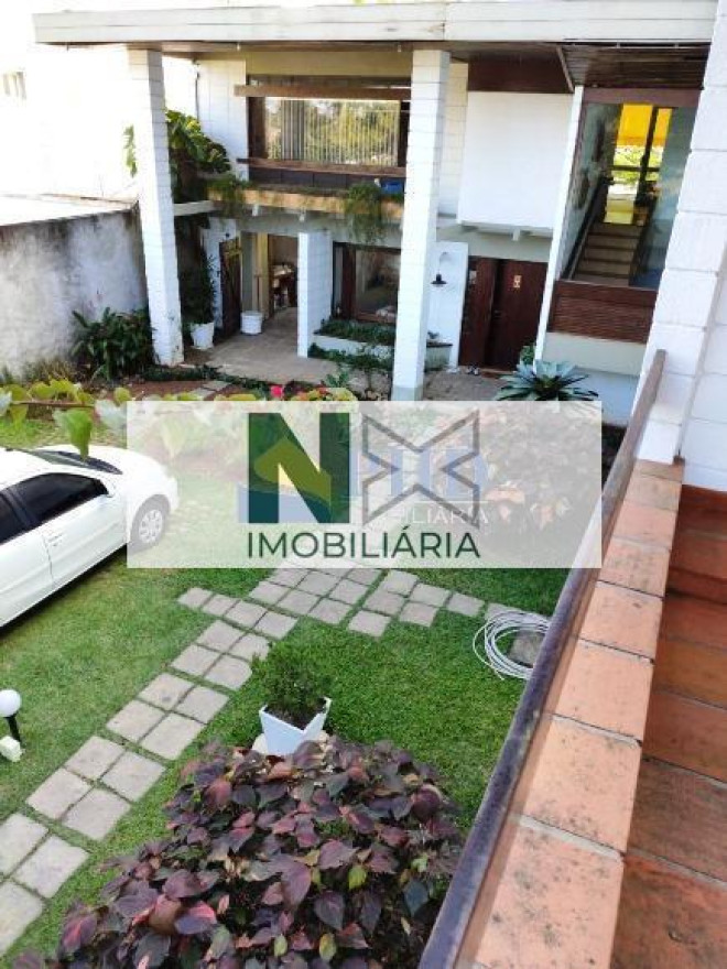 Casa 5 Quartos 360m² 