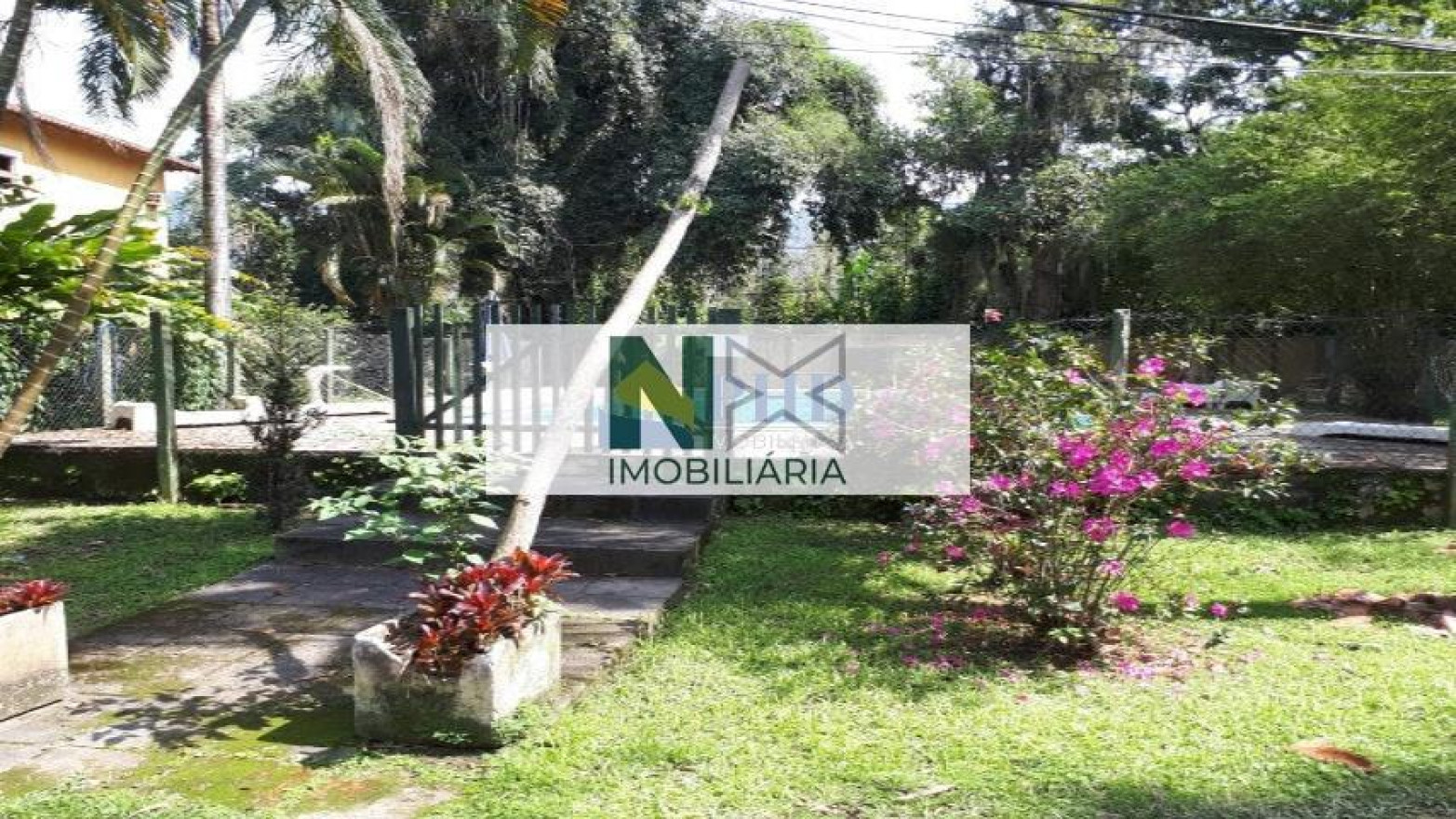 Terreno  435m² 