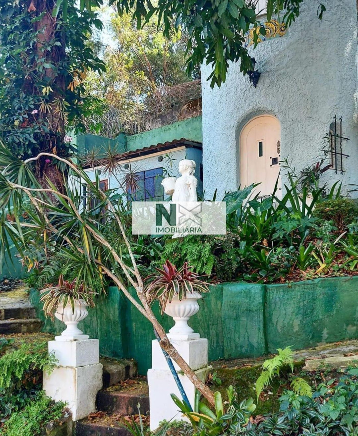Casa 7 Quartos 585m² 