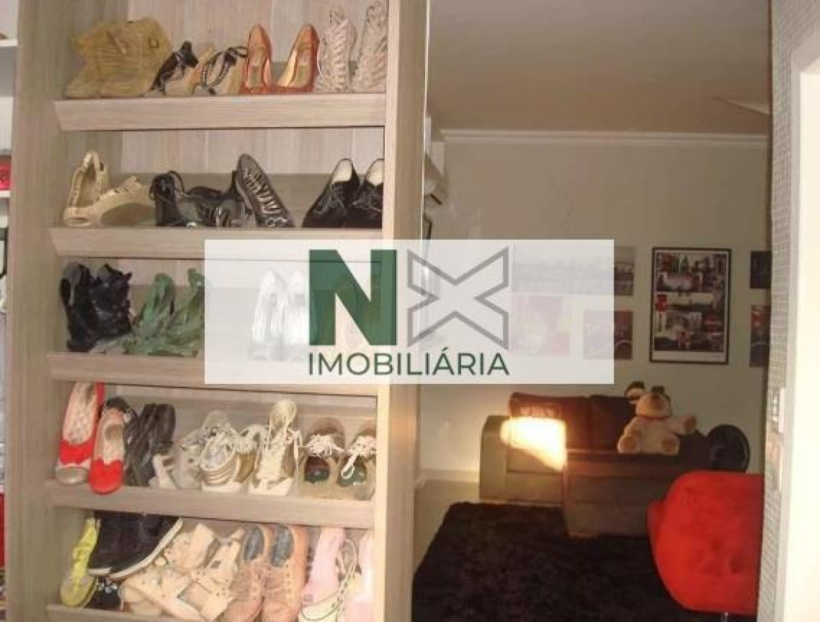 Casa 4 Quartos 390m² 