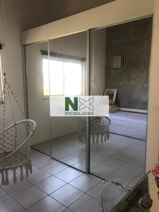 Casa 4 Quartos 200m² 