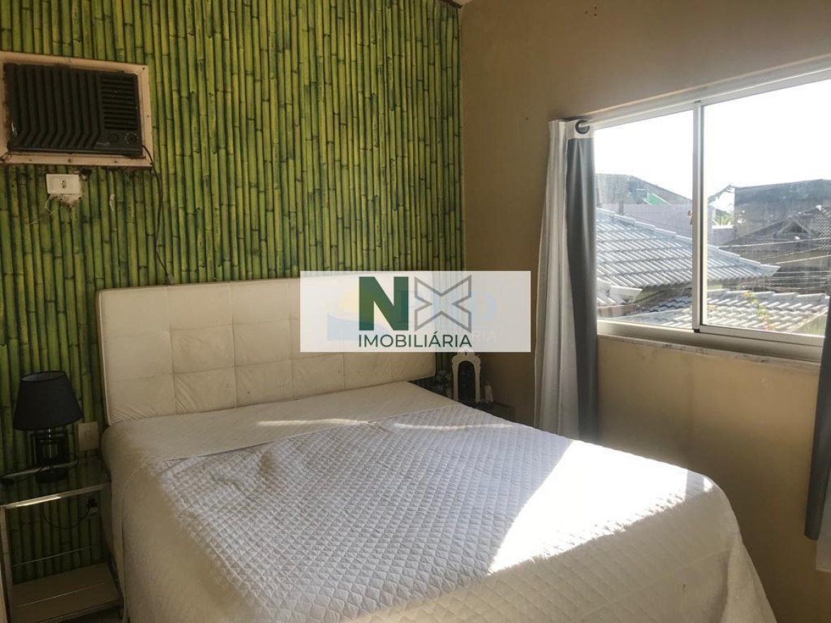 Casa 4 Quartos 200m² 