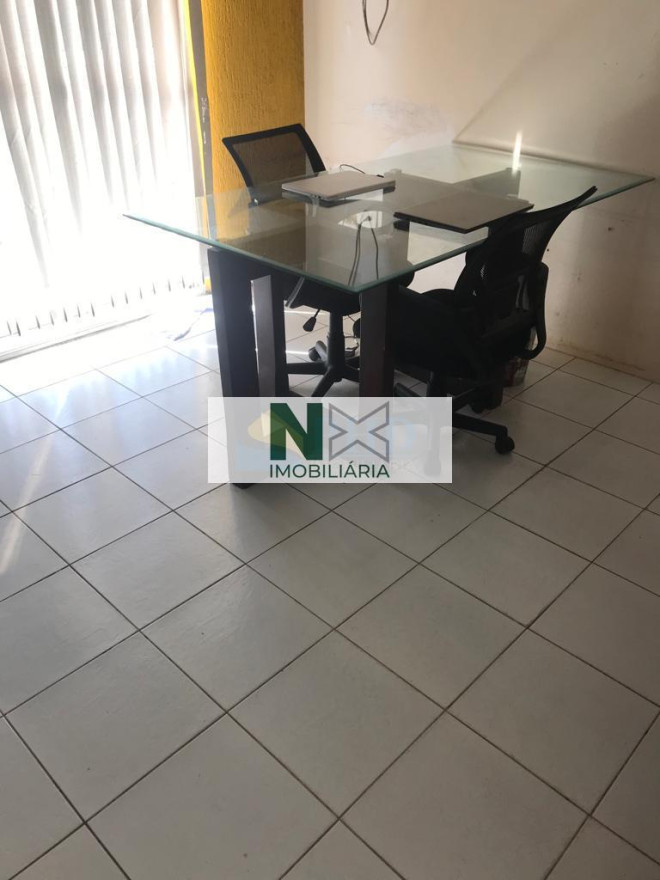 Casa 4 Quartos 200m² 