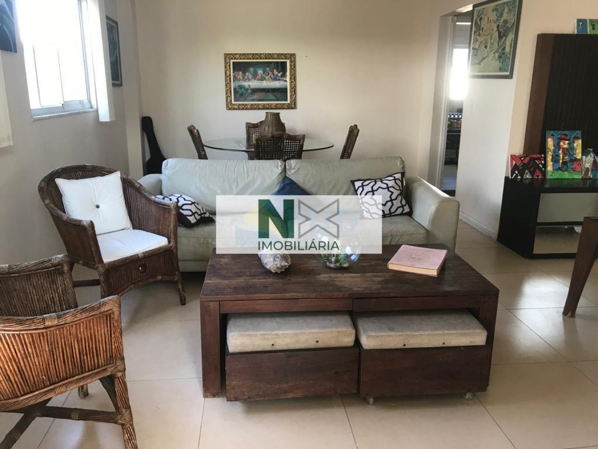 Casa 4 Quartos 200m² 