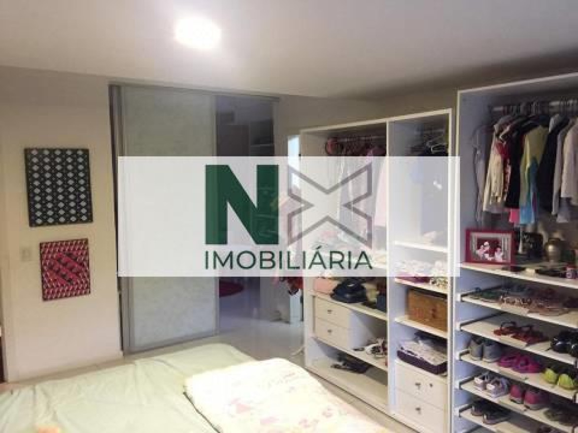 Casa 5 Quartos 444m² 
