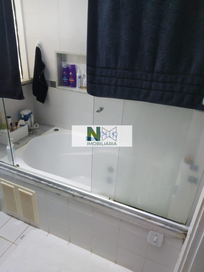 Casa 6 Quartos 320m² 