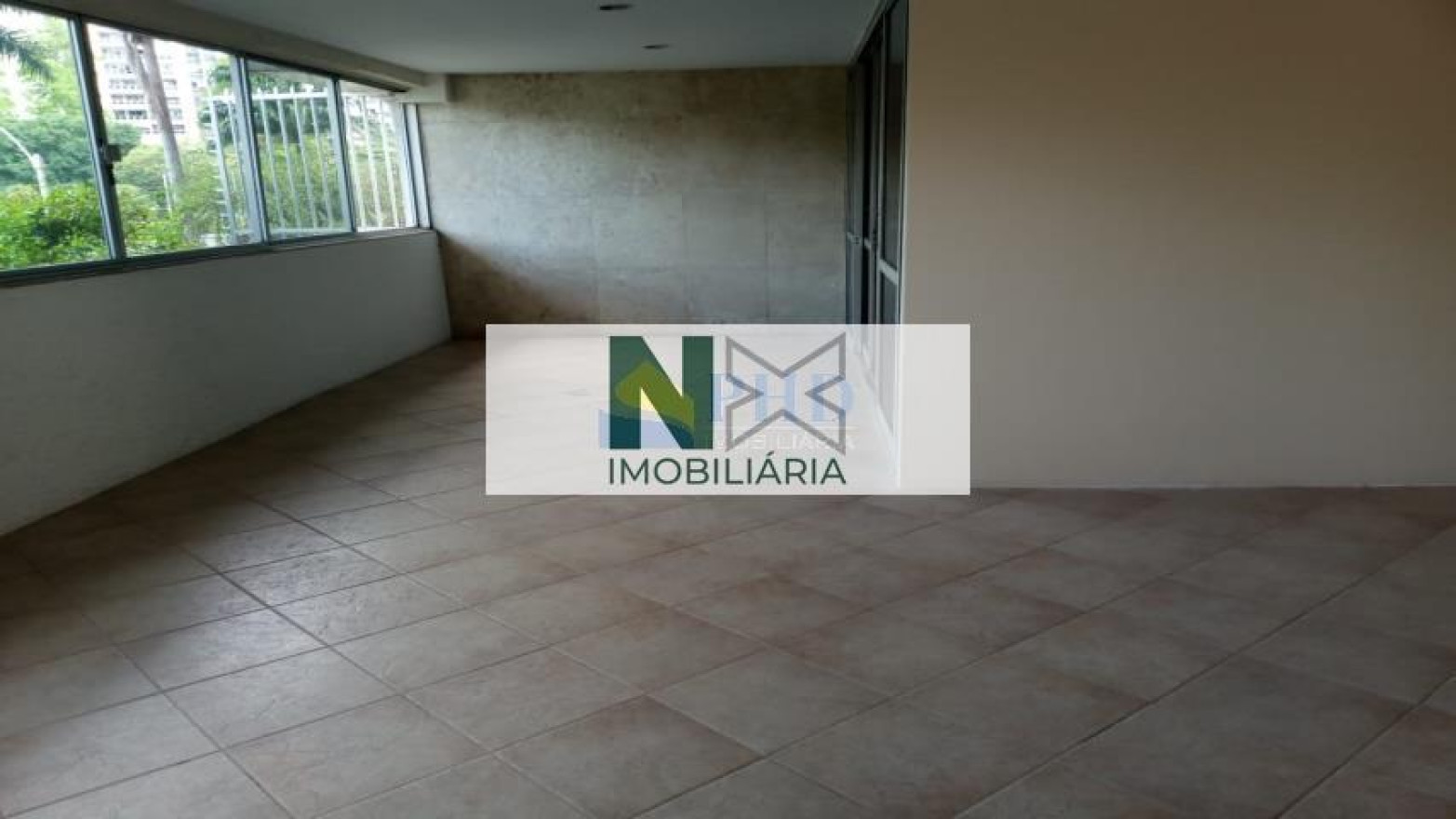 Apartamento 4 Quartos 220m² 