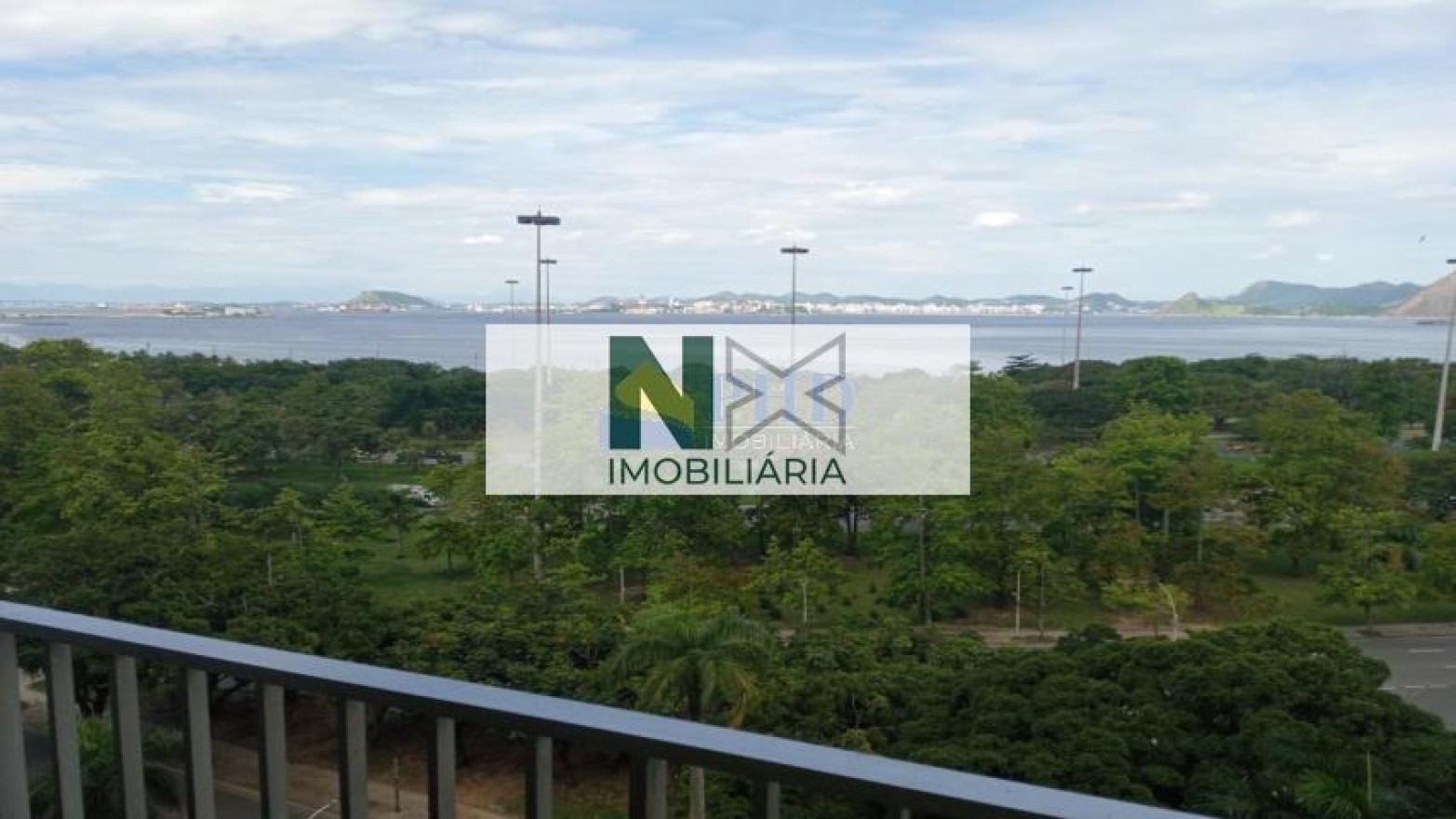 Apartamento 4 Quartos 220m² 