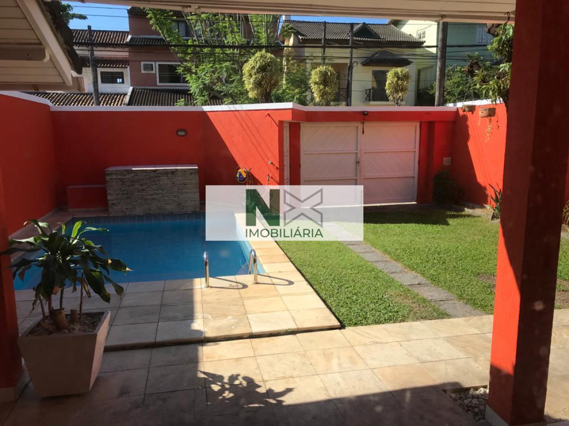 Casa 3 Quartos 180m² 
