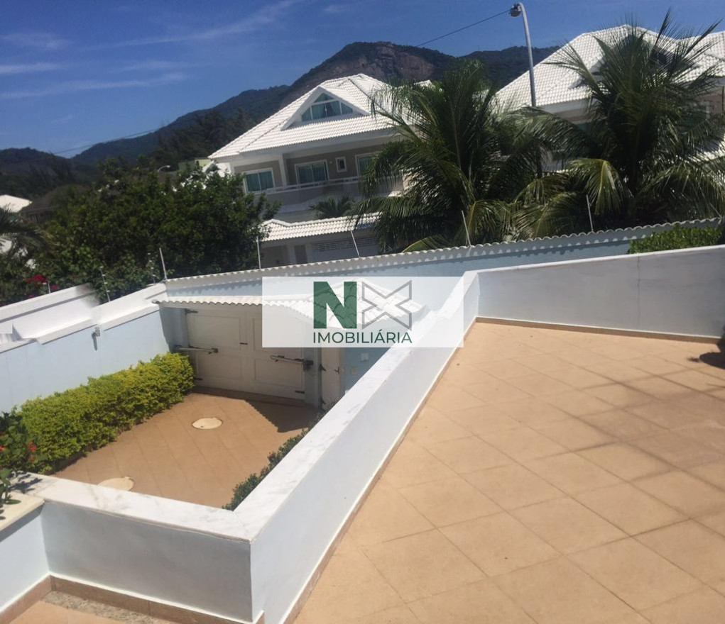 Casa 4 Quartos 305m² 