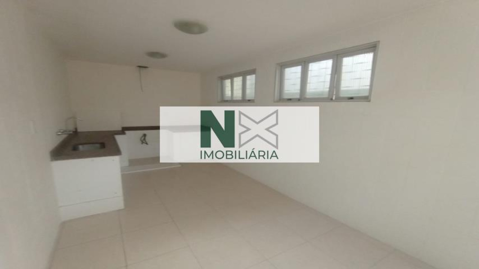 Casa 9 Quartos 200m² 