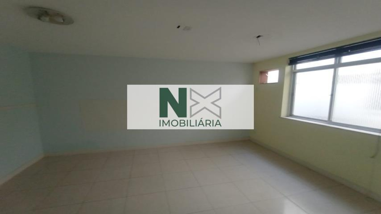 Casa 9 Quartos 200m² 