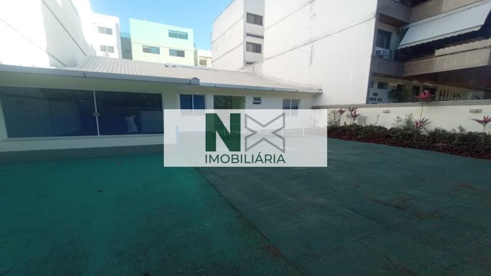 Casa 9 Quartos 200m² 