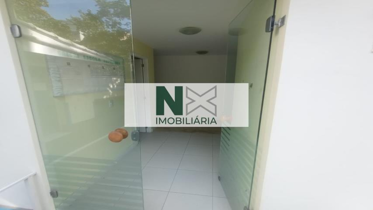 Casa 9 Quartos 200m² 