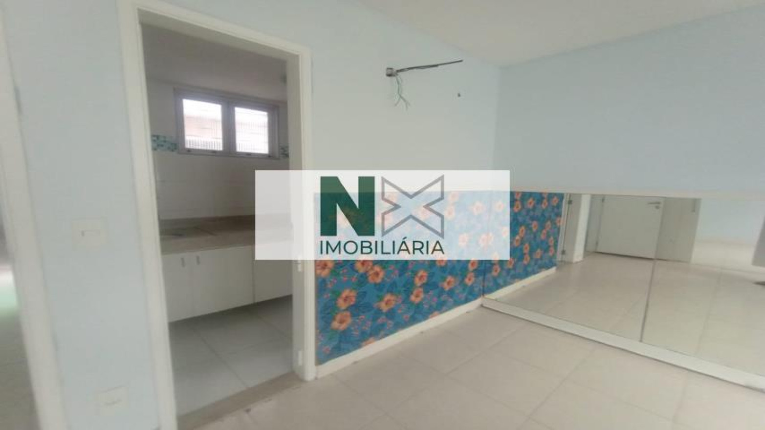 Casa 9 Quartos 200m² 